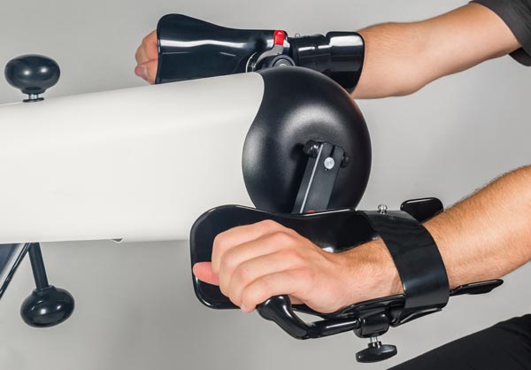 MOTOmed Plastbelagte underarmsskaller med desinficerbare fastgørelsesstropper og quick release (par)