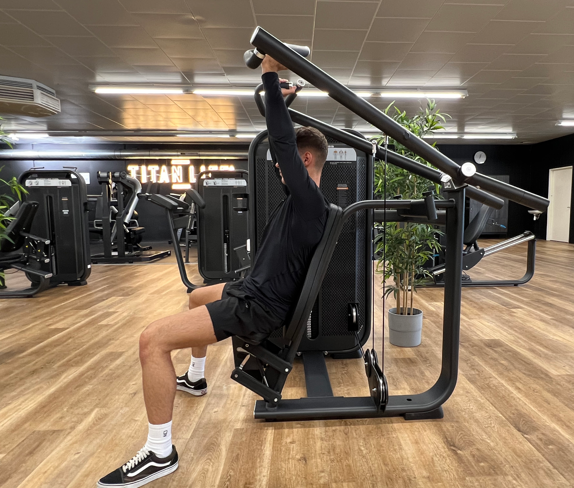 TITAN LIFE DELTA R30 ROWER 