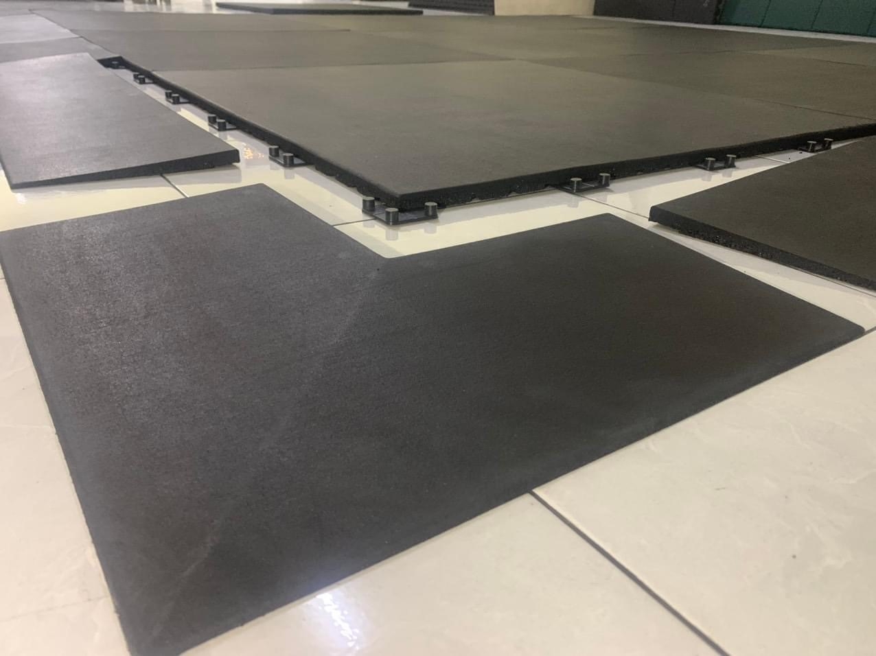 Ergotile Quad C4 Easy Connect Inkl. 7 Easy Connectorer/M2, 1000 x 1000 x 30 mm - 15% Grå