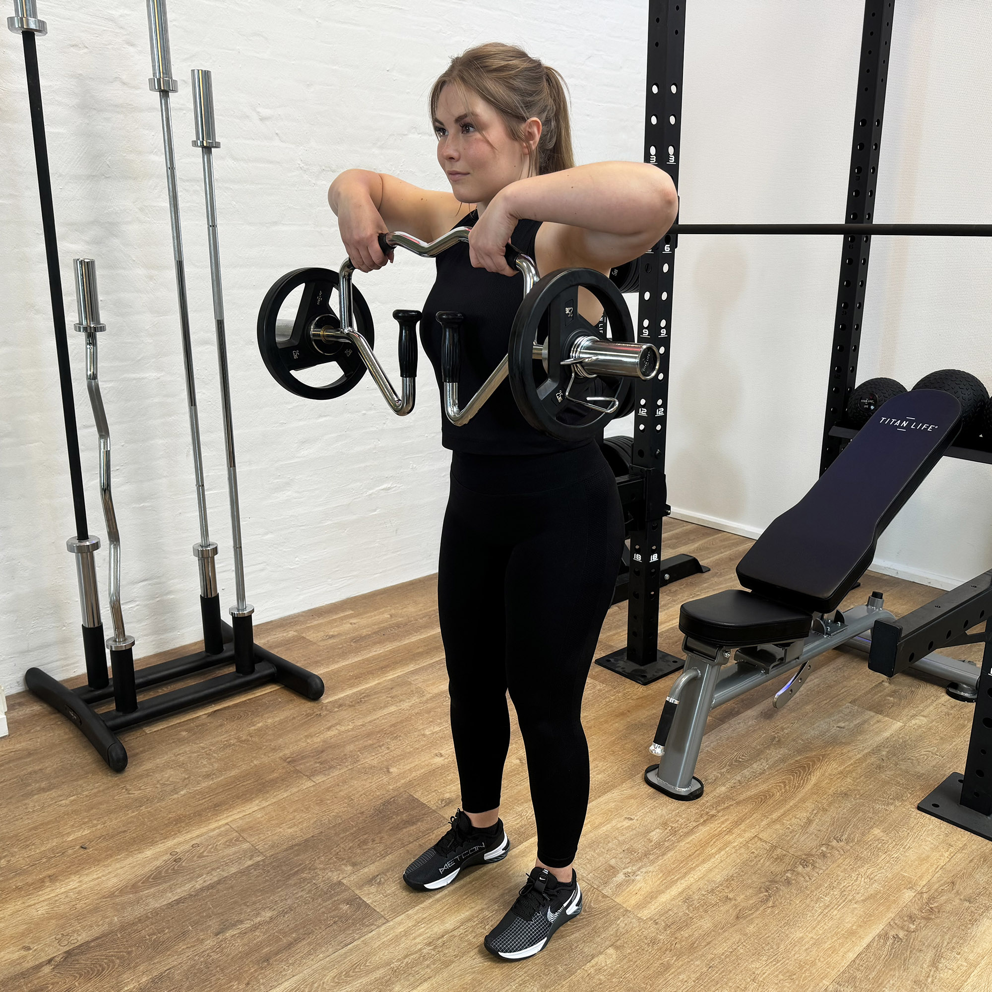 TITAN LIFE PRO Triceps Bar Multi Grip 